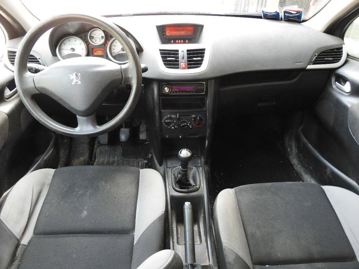 Peugeot 207 SW 8V 75CV X Line ECO GPL (8)