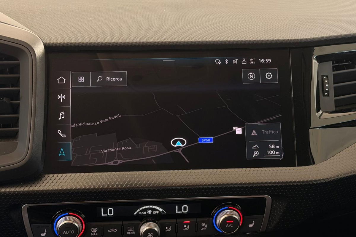 Audi A1 Sportback 25 TFSI S line edition (8)