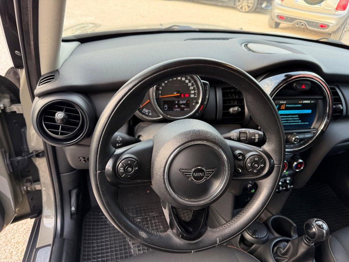 MINI Mini 1.5 Cooper D Hype 5 porte (11)