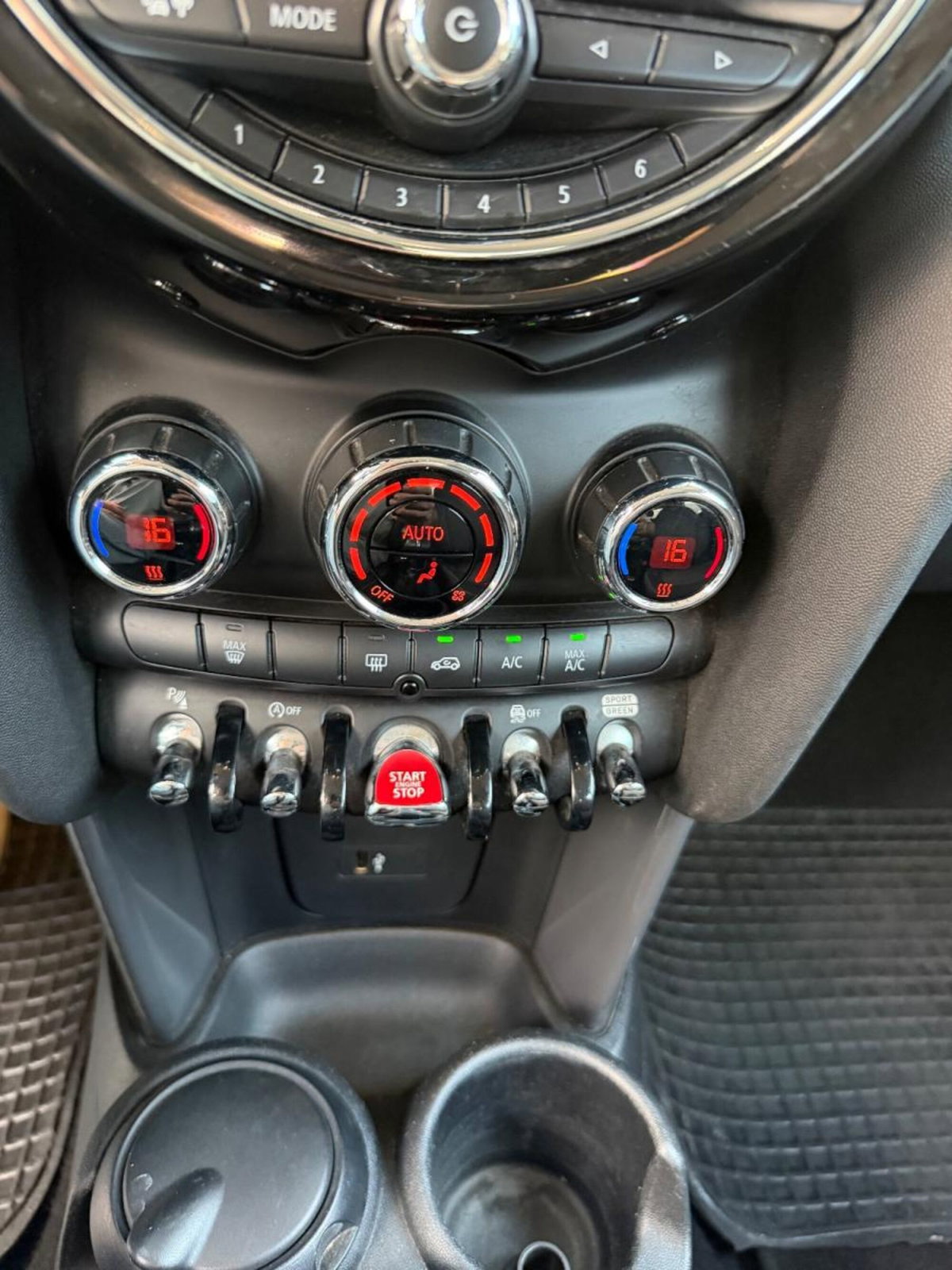 MINI Mini 1.5 Cooper D Hype 5 porte (12)