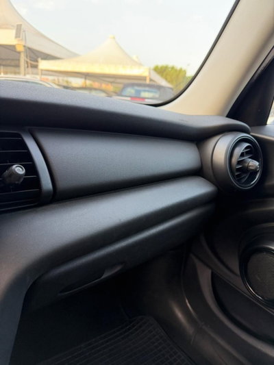 MINI Mini 1.5 Cooper D Hype 5 porte (13)