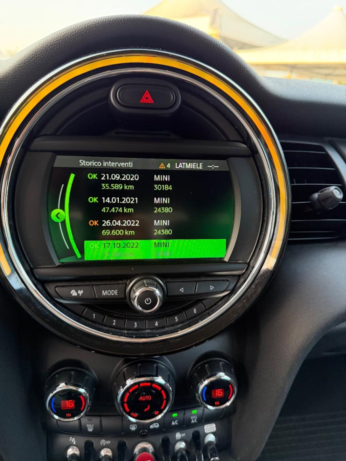 MINI Mini 1.5 Cooper D Hype 5 porte (14)