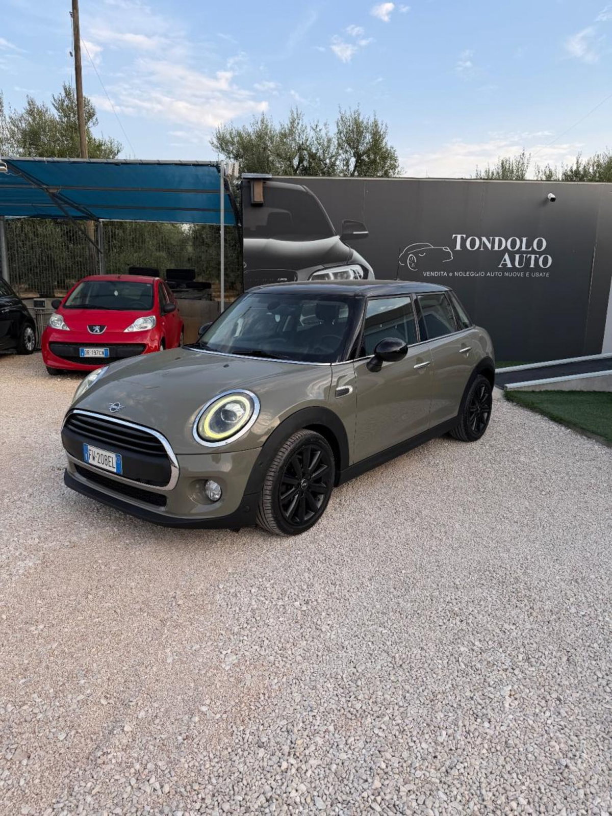 MINI Mini 1.5 Cooper D Hype 5 porte (2)