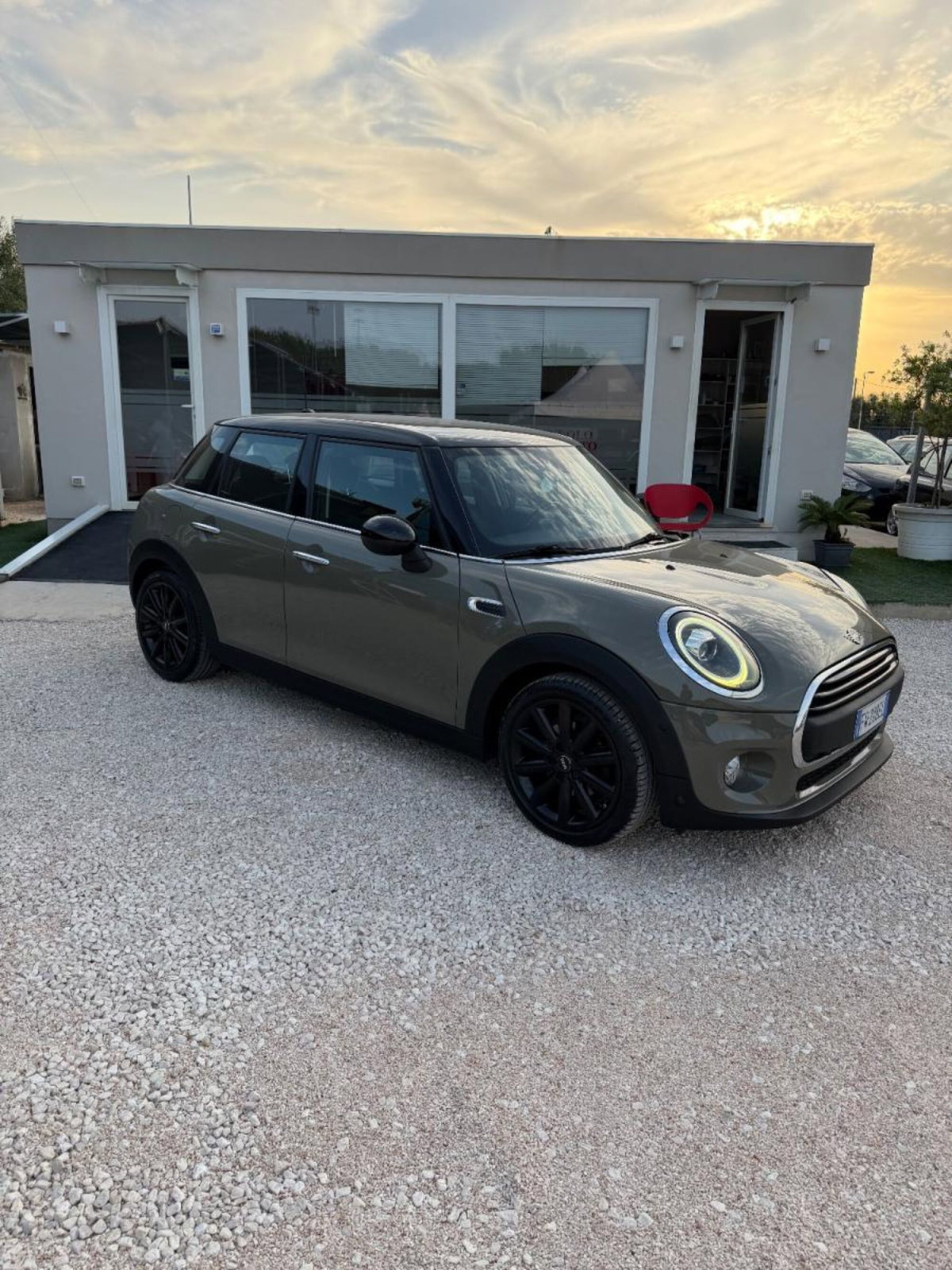 MINI Mini 1.5 Cooper D Hype 5 porte (8)