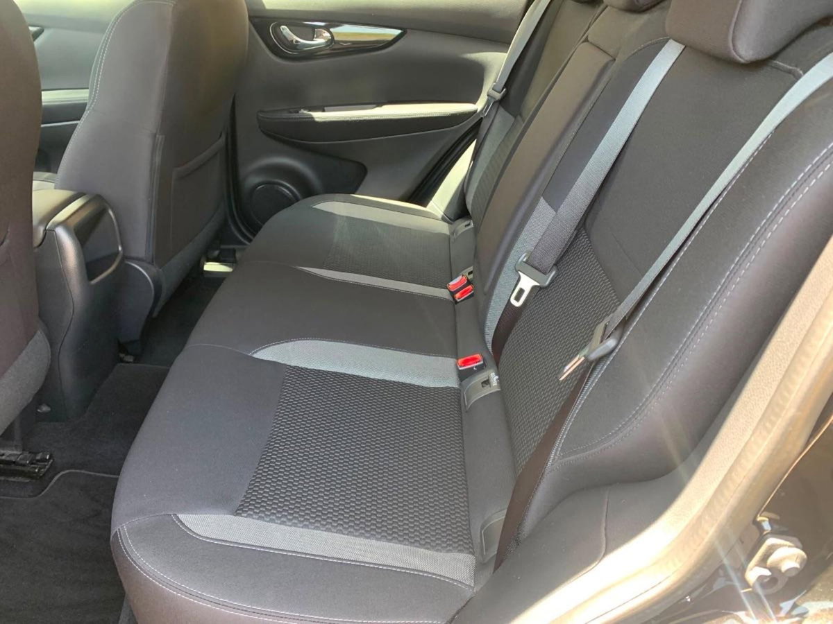 Nissan Qashqai 1.5 dCi 115 CV DCT Business (13)