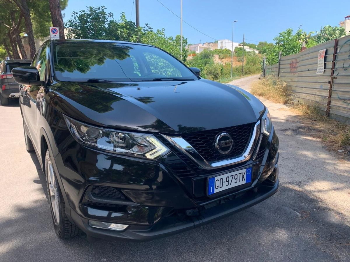 Nissan Qashqai 1.5 dCi 115 CV DCT Business (3)