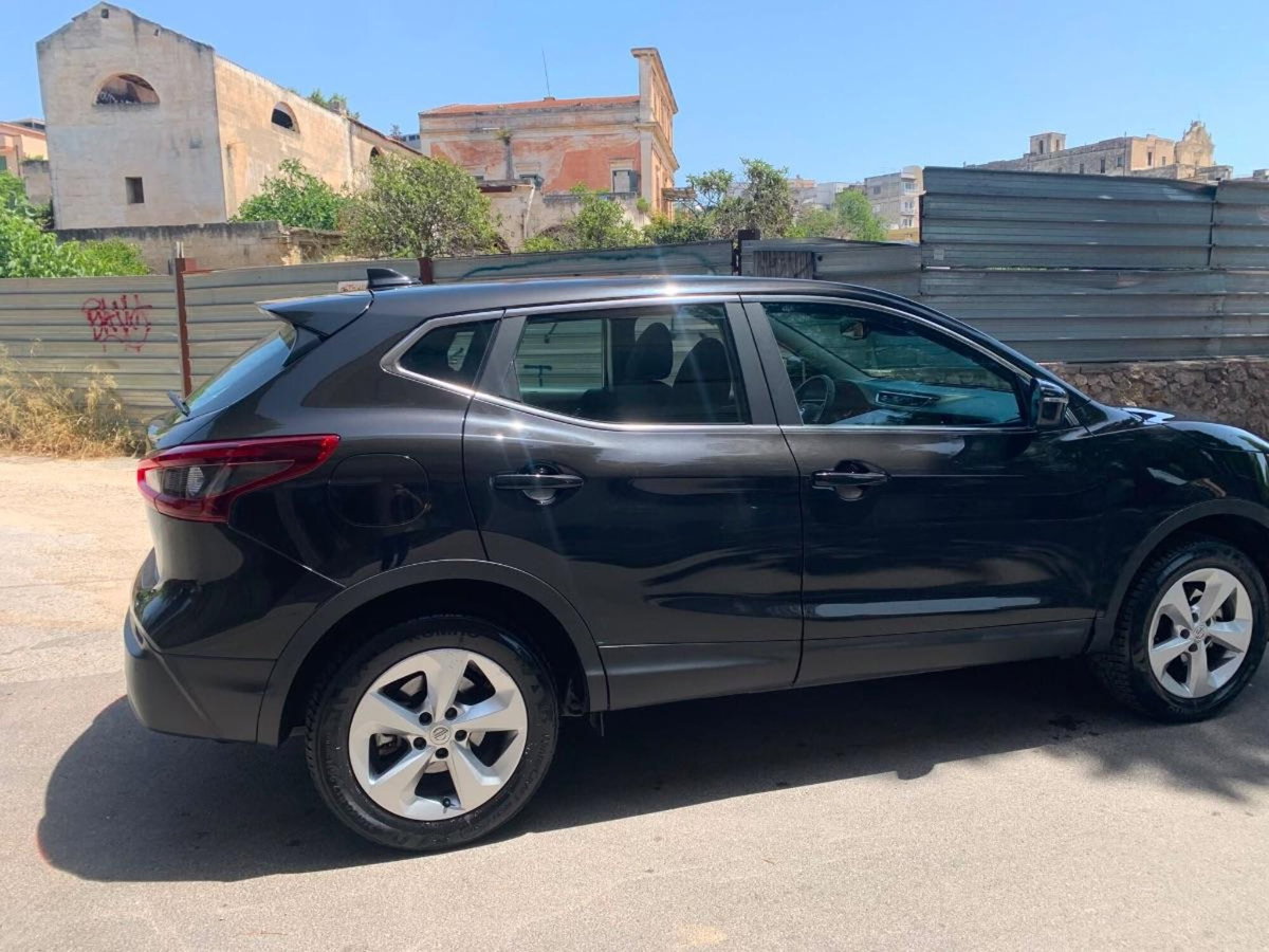 Nissan Qashqai 1.5 dCi 115 CV DCT Business (4)