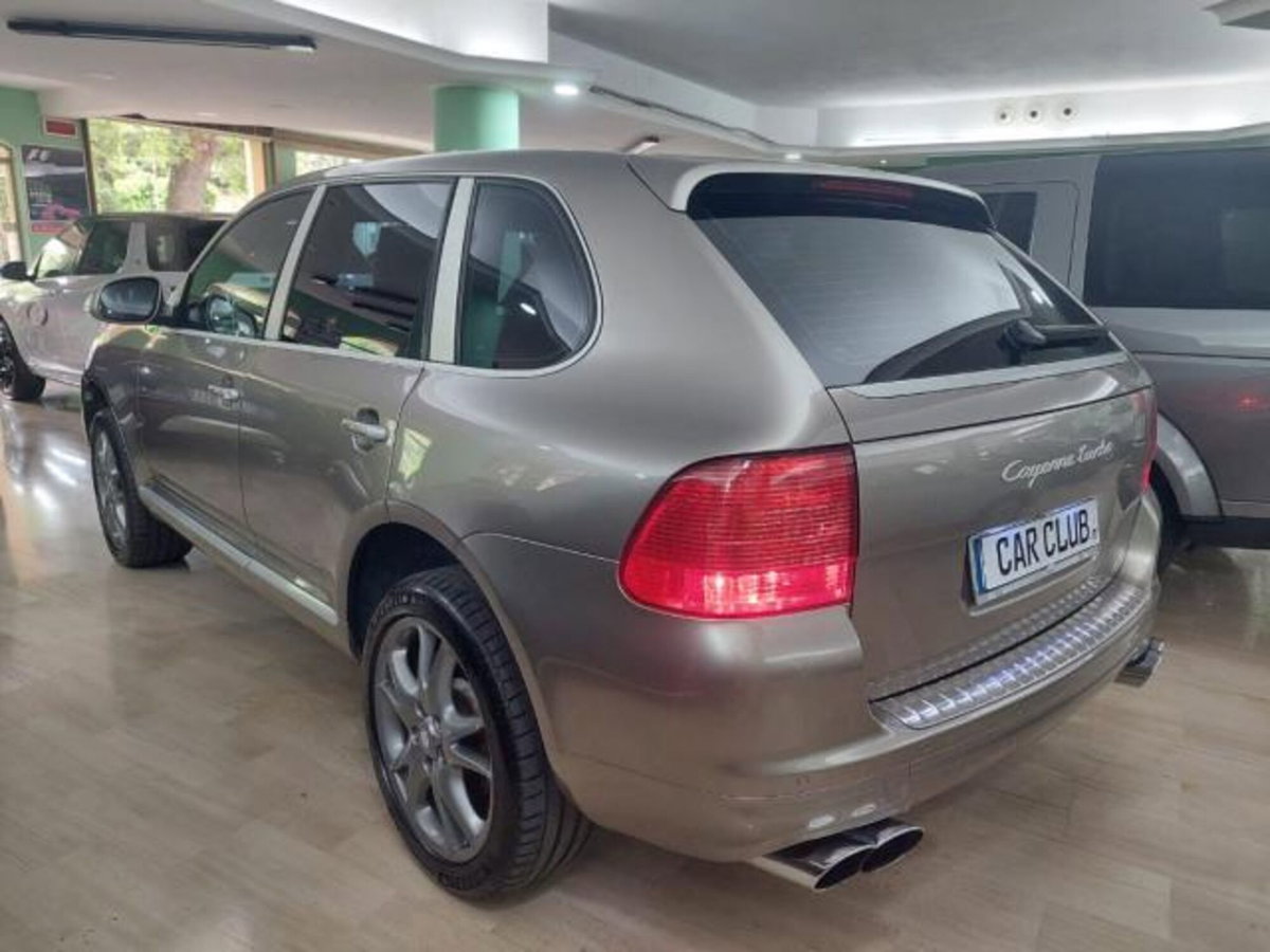 Porsche Cayenne 4.5 cat Turbo (5)