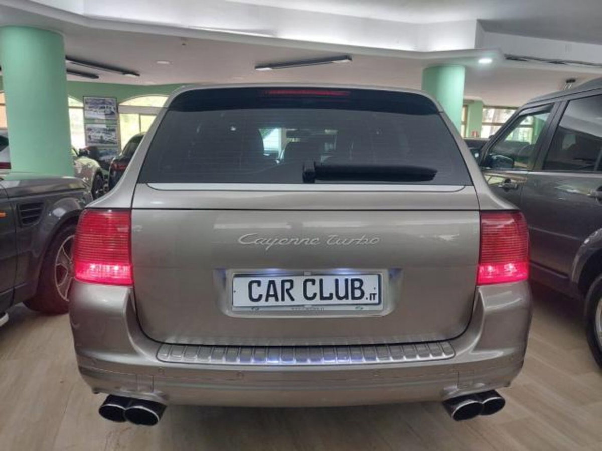 Porsche Cayenne 4.5 cat Turbo (6)