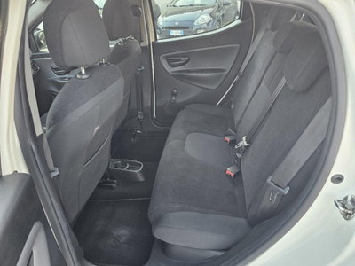 Lancia Ypsilon 1.2 69 CV 5 porte GPL Ecochic Gold (11)