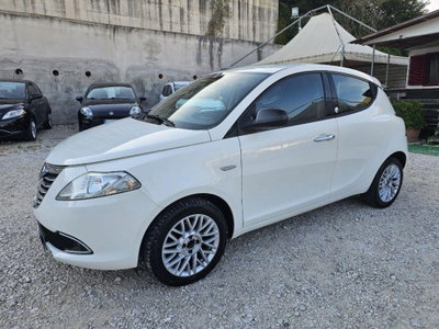 Lancia Ypsilon 1.2 69 CV 5 porte GPL Ecochic Gold (3)