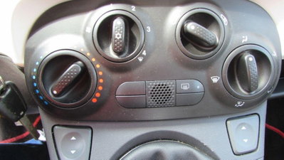 Fiat 500 1.3 Multijet 16V 75 CV Lounge (16)