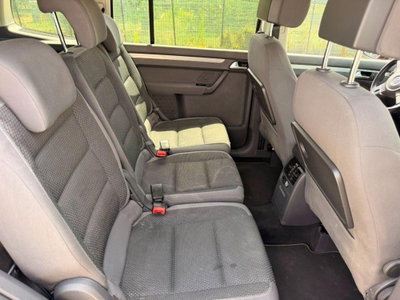 Volkswagen Touran 1.6 TDI DSG Comfortline (19)