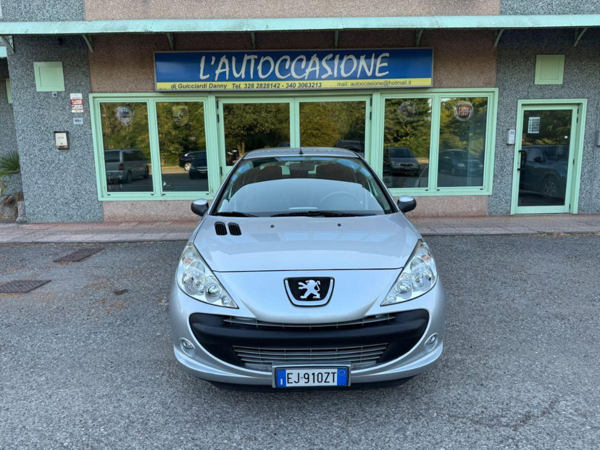Peugeot 206 60CV 5p. Trendy (2)