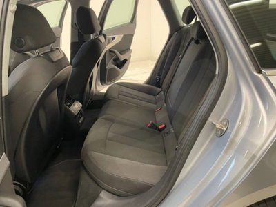 Audi A4 Avant 40 TDI S tronic Business (7)