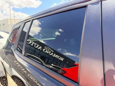 Jeep Avenger 1.2 turbo e-hybrid mhev Summit fwd 110cv edct6 (6)