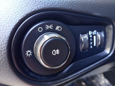 Jeep Renegade 1.6 Mjt 130 CV S (12)