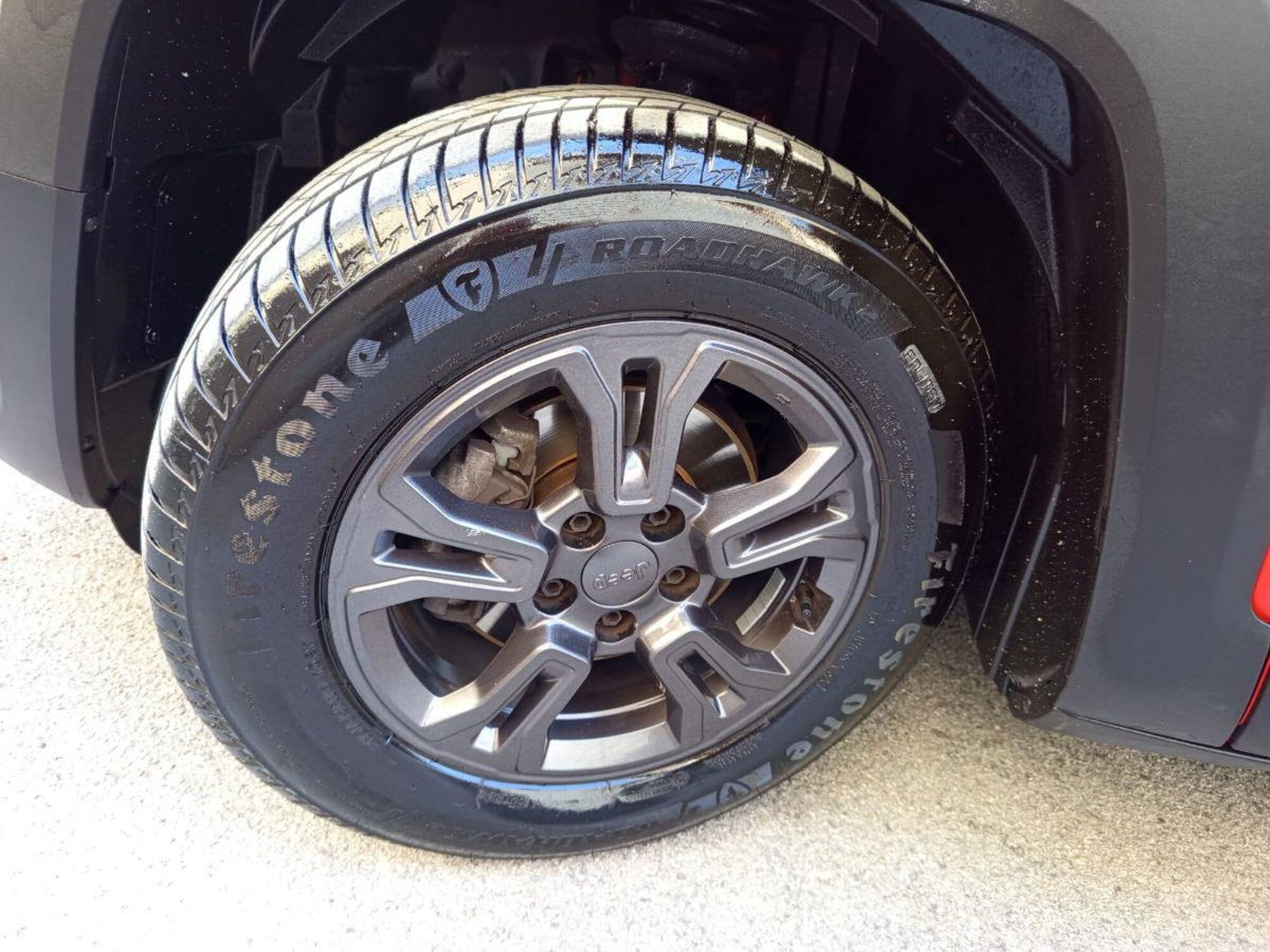 Jeep Renegade 1.6 Mjt 130 CV S (9)