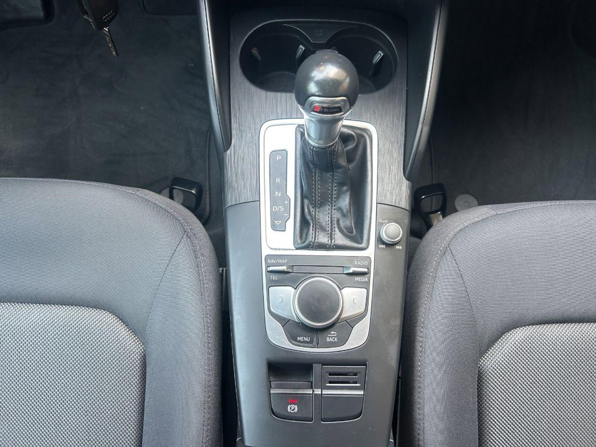Audi A3 Sportback 30 TDI S tronic Sport (17)