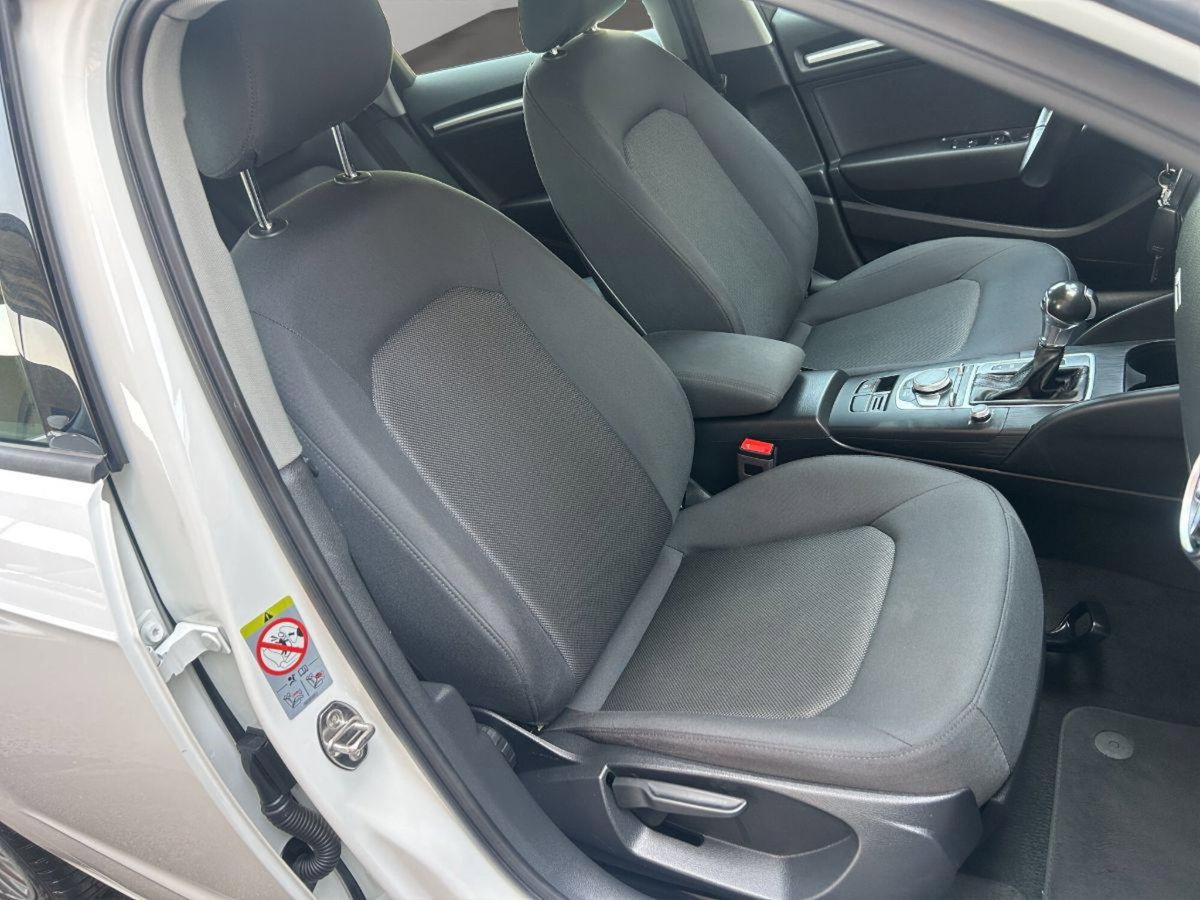Audi A3 Sportback 30 TDI S tronic Sport (20)