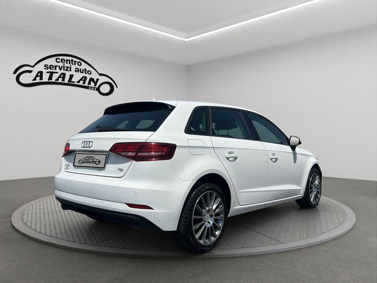 Audi A3 Sportback 30 TDI S tronic Sport (5)