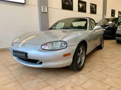 Mazda MX-5 1.6i 16V cat (9)