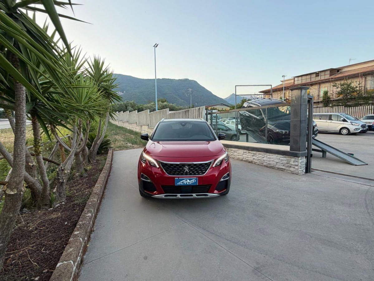 Peugeot 3008 BlueHDi 130 S&S EAT8 GT Line (2)