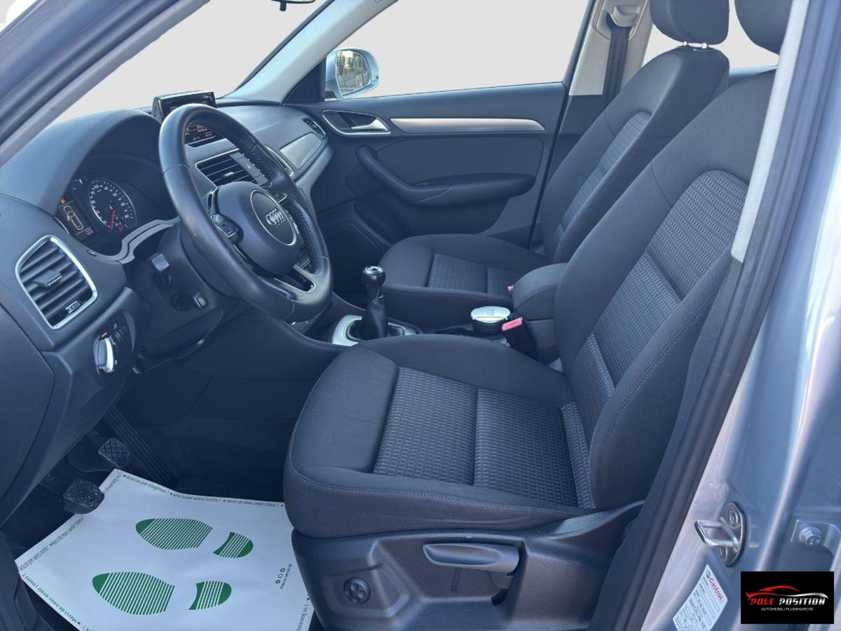 Audi Q3 2.0 TDI 120 CV Business (10)