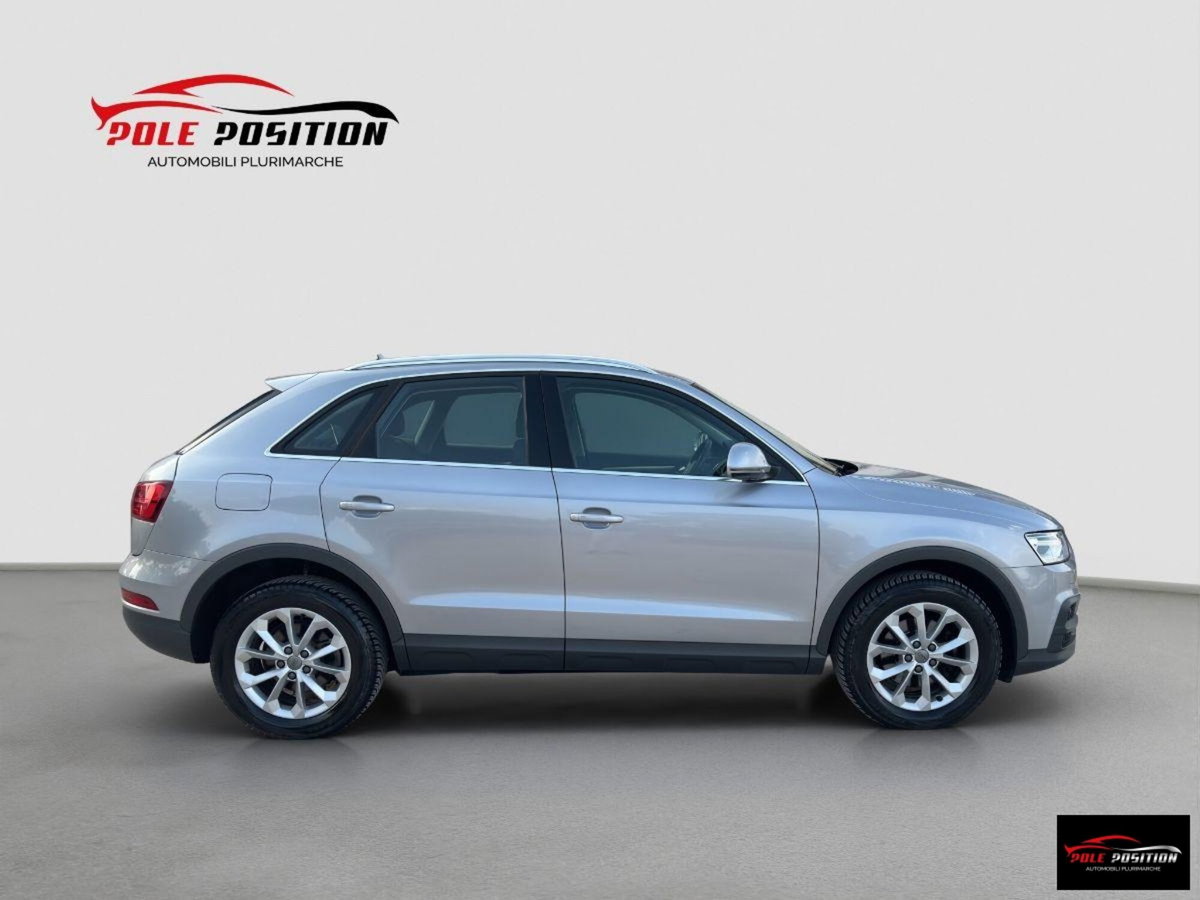 Audi Q3 2.0 TDI 120 CV Business (6)