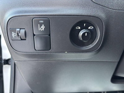 Citroen C3 BlueHDi 100 S&S Shine (19)