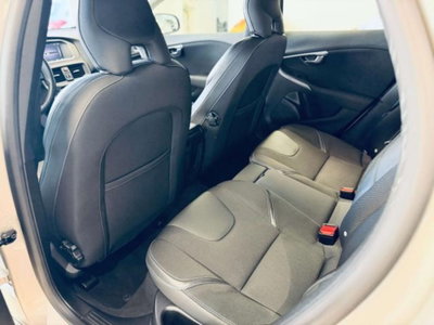Volvo V40 D2 Business Plus (9)