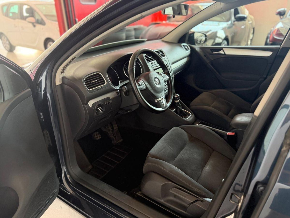 Volkswagen Golf 2.0 TDI 110CV DPF 5p. Highline (4)