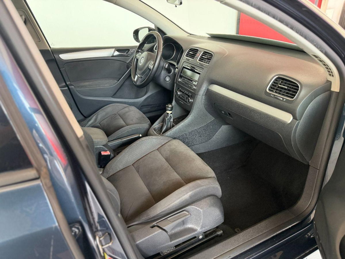 Volkswagen Golf 2.0 TDI 110CV DPF 5p. Highline (6)