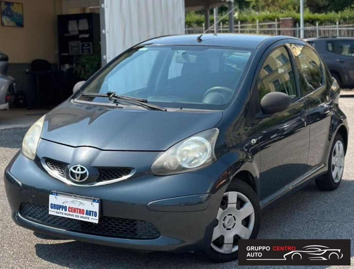 Toyota Aygo 1.0 12V VVT-i 5 porte Sol