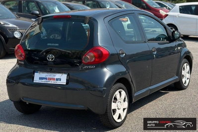 Toyota Aygo 1.0 12V VVT-i 5 porte Sol (3)