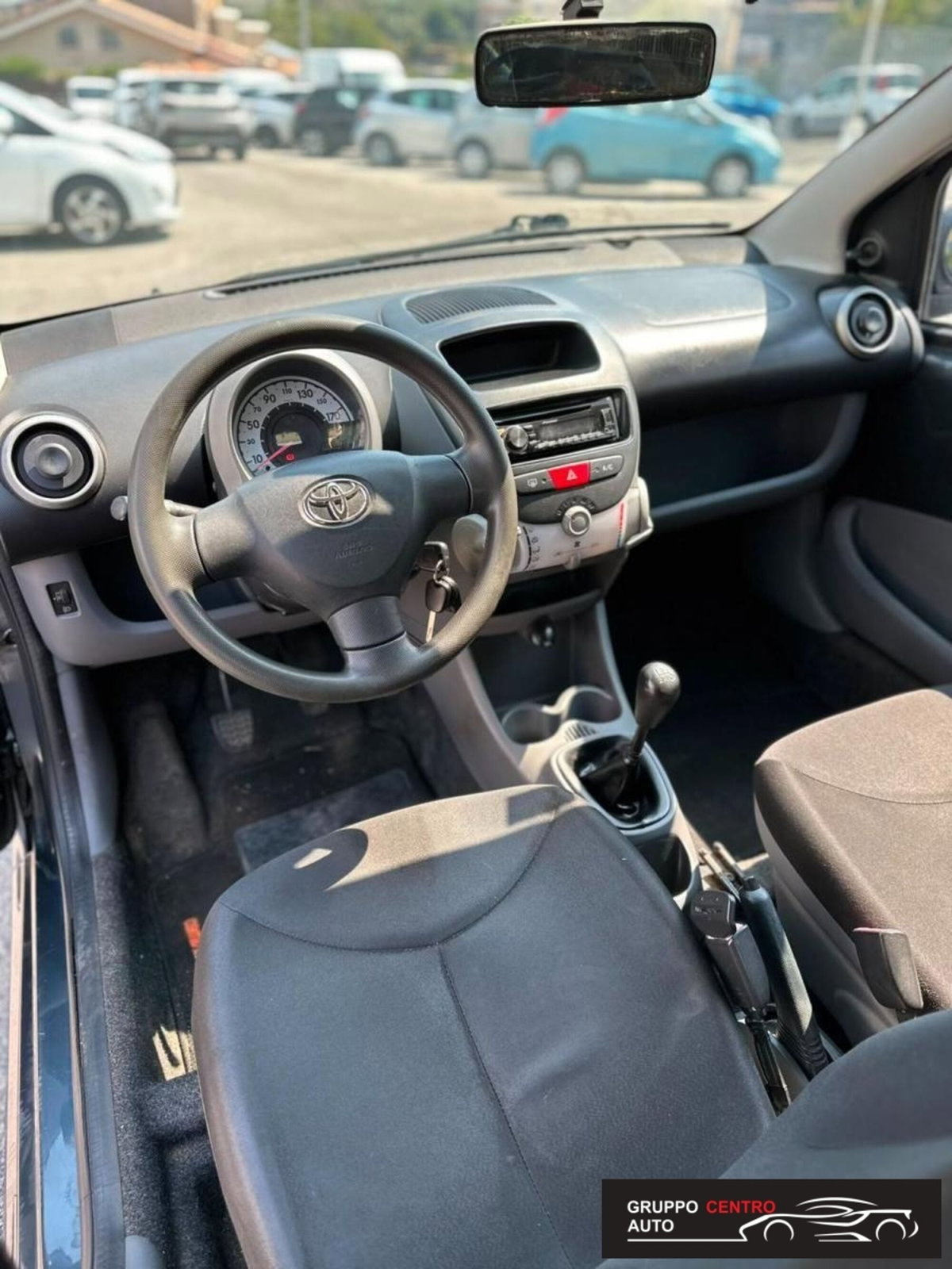 Toyota Aygo 1.0 12V VVT-i 5 porte Sol (8)