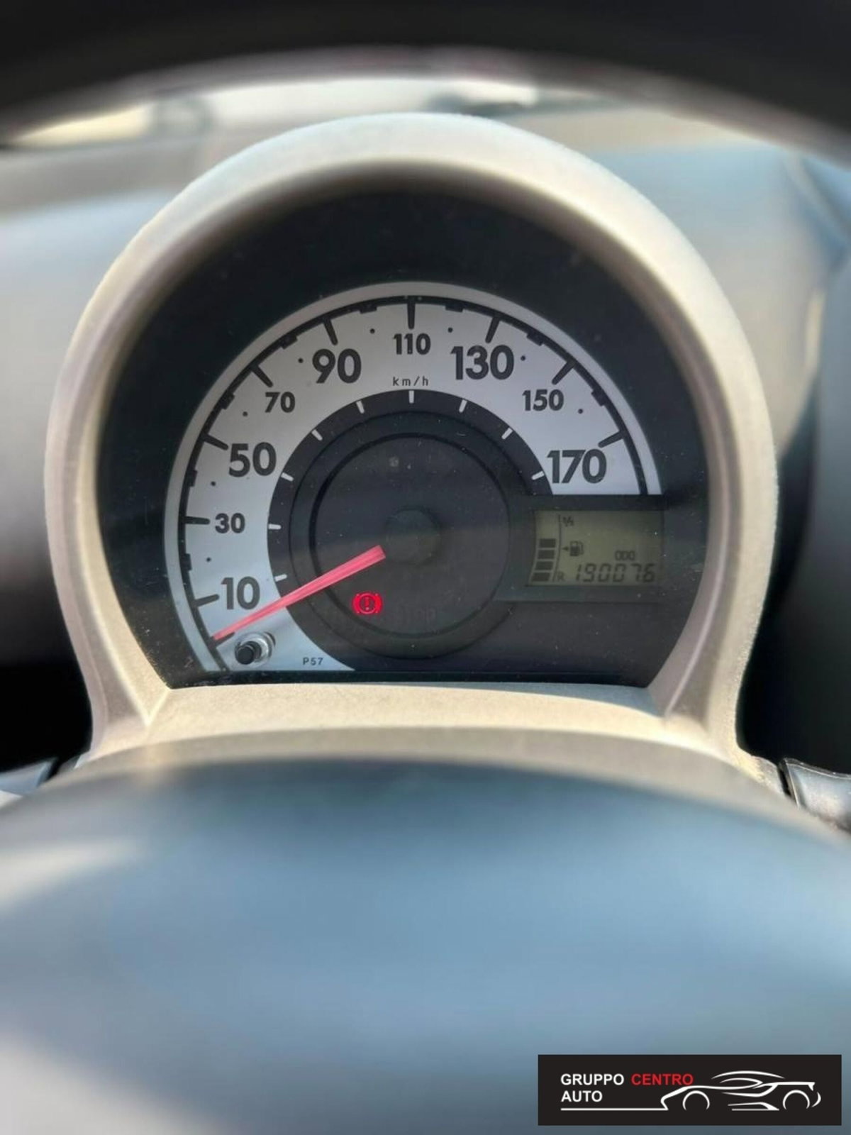 Toyota Aygo 1.0 12V VVT-i 5 porte Sol (9)