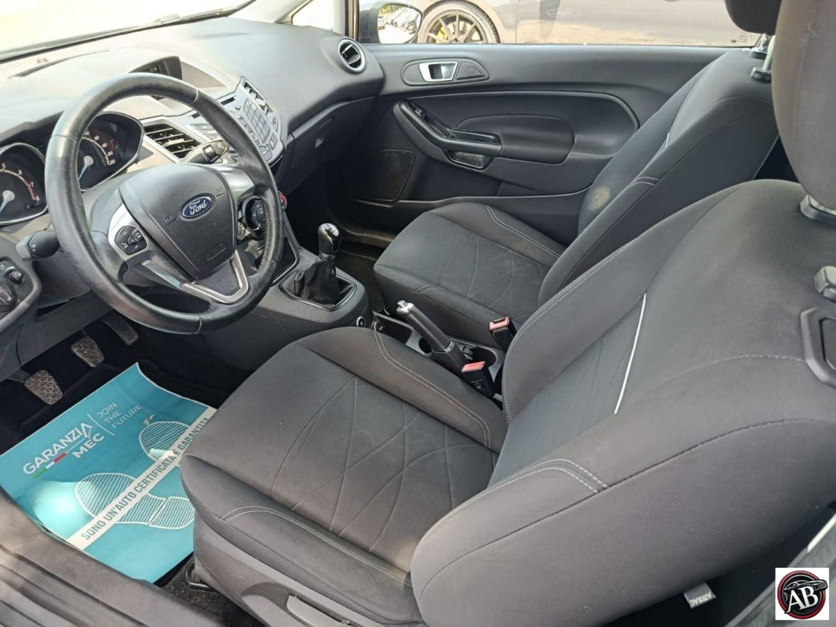 Ford Fiesta 1.4 5 porte Bz.- GPL Business N1 (10)