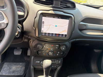 Jeep Renegade 1.3 T4 190CV PHEV 4xe AT6 Business Plus (13)