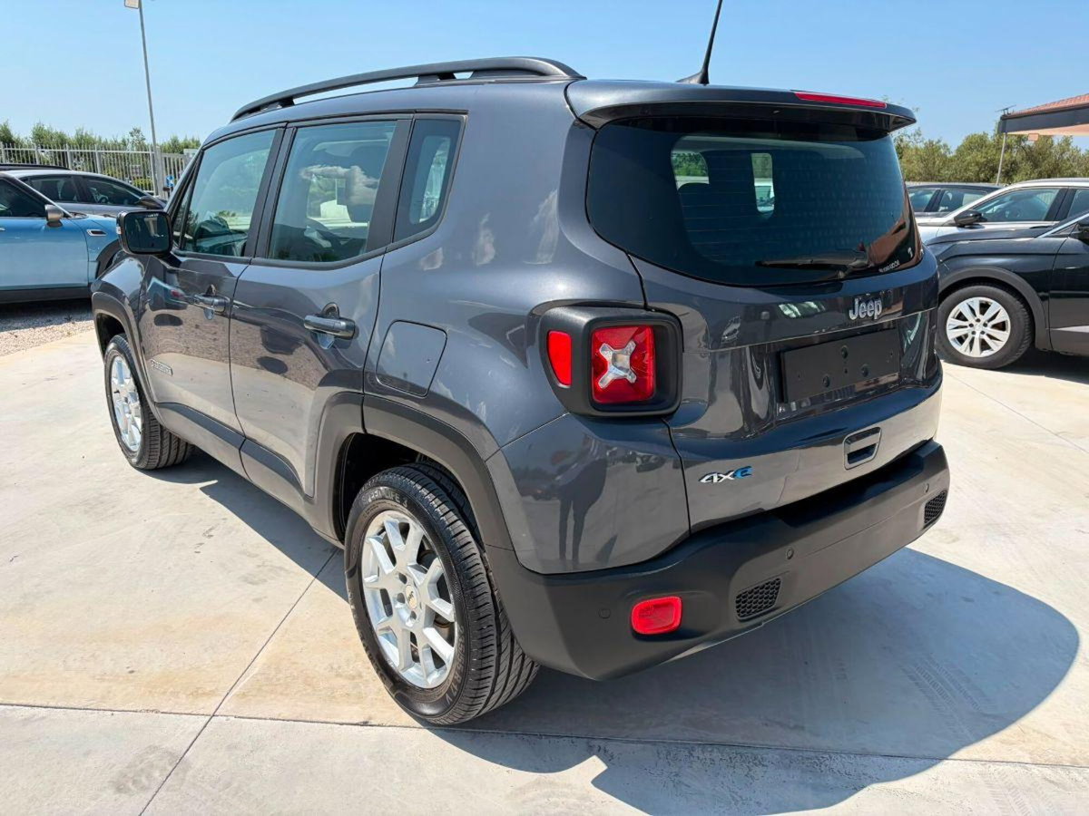 Jeep Renegade 1.3 T4 190CV PHEV 4xe AT6 Business Plus (4)
