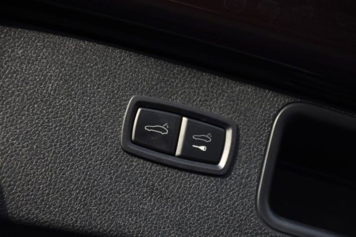 Porsche Macan 2.0 T 265cv pdk (17)