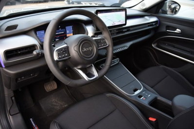 Jeep Avenger 1.2 turbo Summit fwd 100cv (5)