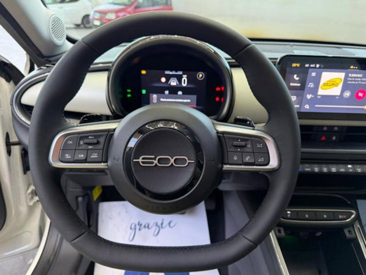 Fiat 600 1.2 hybrid La Prima 145cv auto (10)
