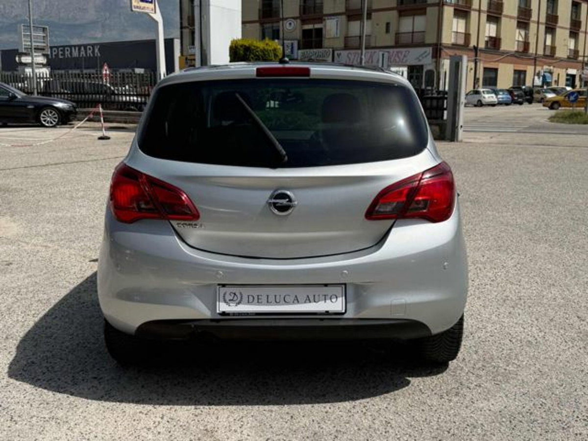 Opel Corsa 1.2 5 porte Innovation (6)