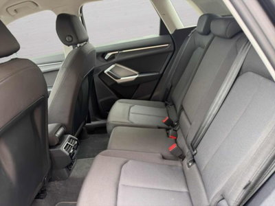 Audi Q3 35 TDI quattro S tronic Business (10)