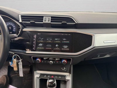 Audi Q3 35 TDI quattro S tronic Business (12)