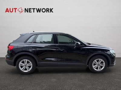 Audi Q3 35 TDI quattro S tronic Business (8)