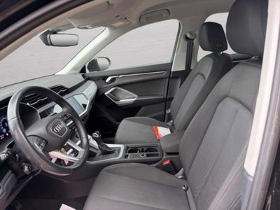 Audi Q3 35 TDI quattro S tronic Business (9)