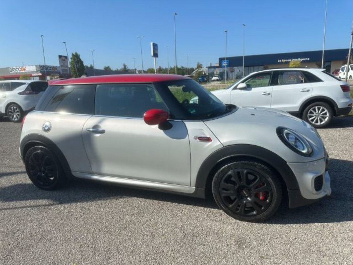 MINI Mini 2.0 John Cooper Works (5)