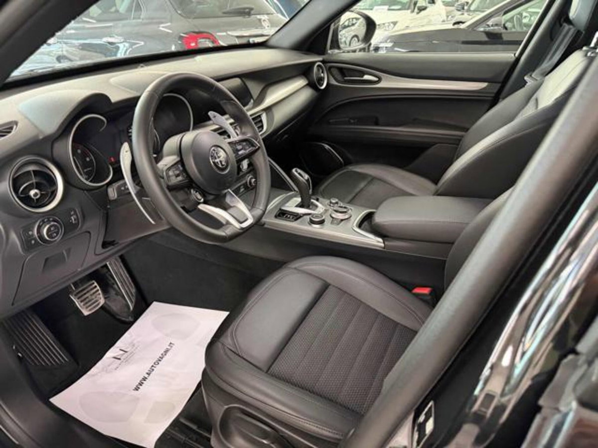 Alfa Romeo Stelvio Stelvio 2.2 Turbodiesel 190 CV AT8 Q4 Sprint (14)